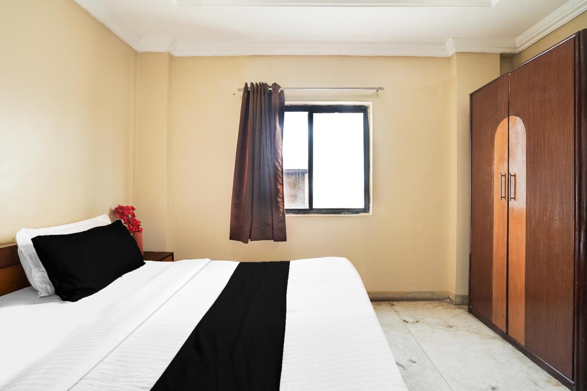 Super Hotel O Pithampur Formerly Ganga Residency Akolia Экстерьер фото
